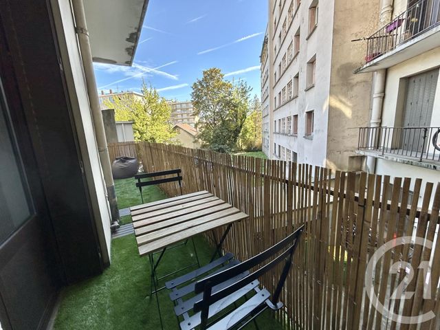 Appartement T2 à louer - 2 pièces - 48.62 m2 - GRENOBLE - 38 - RHONE-ALPES - Century 21 Victor Hugo
