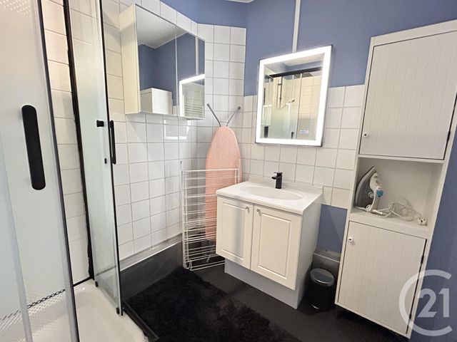 Appartement T2 à louer - 2 pièces - 48.62 m2 - GRENOBLE - 38 - RHONE-ALPES - Century 21 Victor Hugo