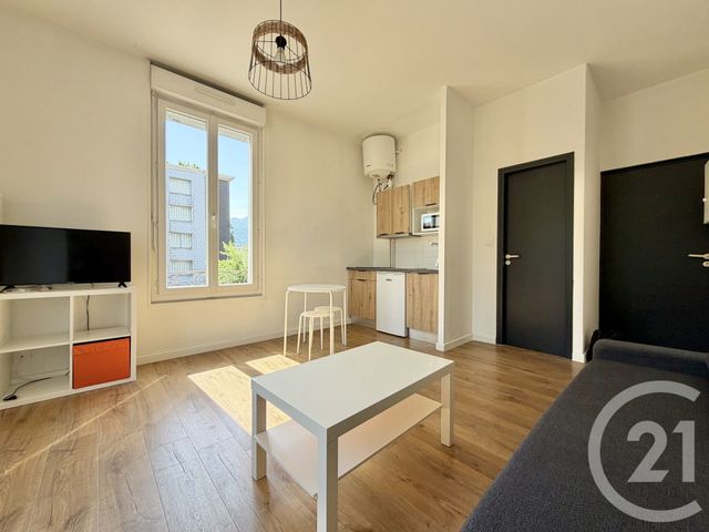 Appartement Studio à louer ST MARTIN D HERES