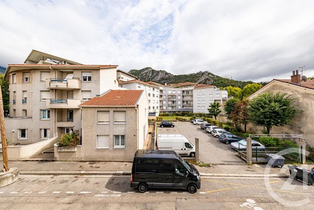 Appartement Studio à vendre - 1 pièce - 24.58 m2 - GRENOBLE - 38 - RHONE-ALPES - Century 21 Victor Hugo