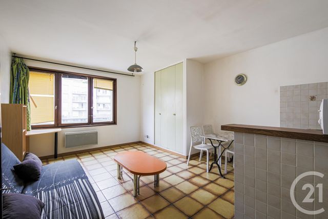 Appartement Studio à vendre - 1 pièce - 24.58 m2 - GRENOBLE - 38 - RHONE-ALPES - Century 21 Victor Hugo