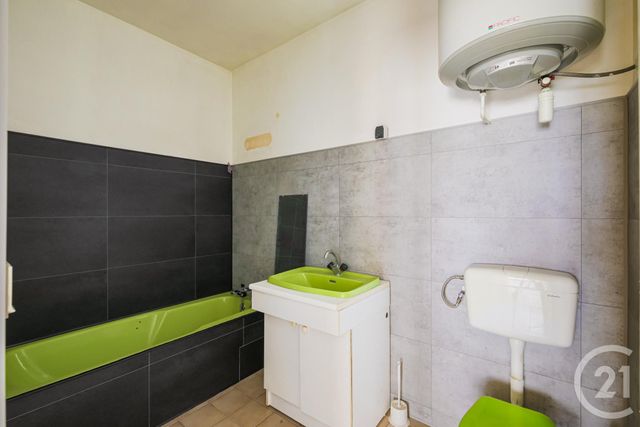 Appartement Studio à vendre - 1 pièce - 24.58 m2 - GRENOBLE - 38 - RHONE-ALPES - Century 21 Victor Hugo