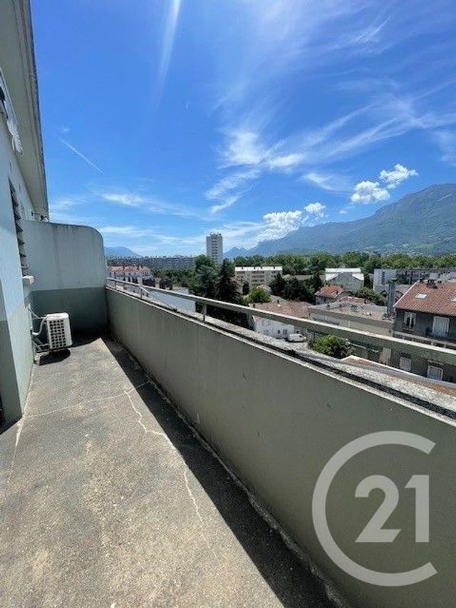 Appartement T1 à vendre - 1 pièce - 29.31 m2 - GRENOBLE - 38 - RHONE-ALPES - Century 21 Victor Hugo