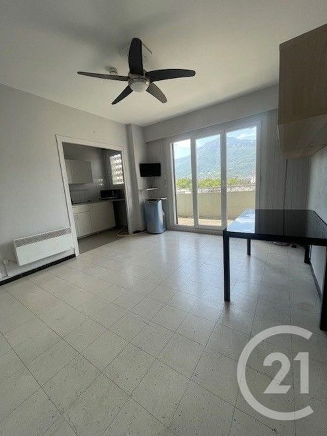Appartement T1 à vendre - 1 pièce - 29.31 m2 - GRENOBLE - 38 - RHONE-ALPES - Century 21 Victor Hugo