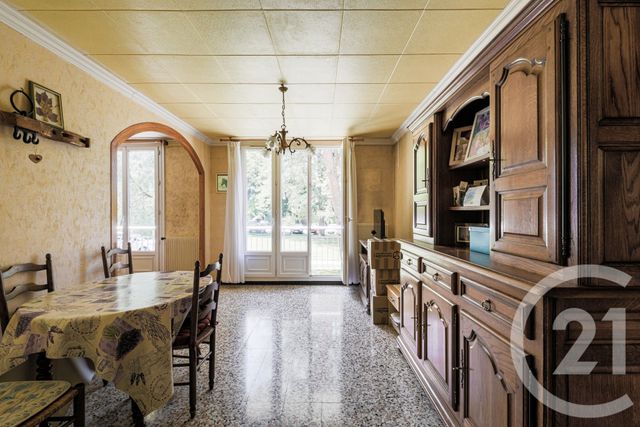 Appartement T3 à vendre - 3 pièces - 66.43 m2 - ST MARTIN D HERES - 38 - RHONE-ALPES - Century 21 Victor Hugo