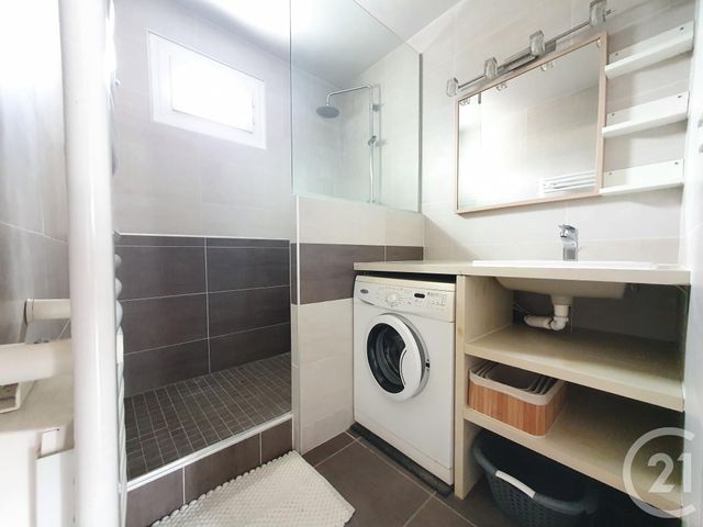 Appartement T3 à louer - 3 pièces - 65.09 m2 - ST MARTIN D HERES - 38 - RHONE-ALPES - Century 21 Victor Hugo
