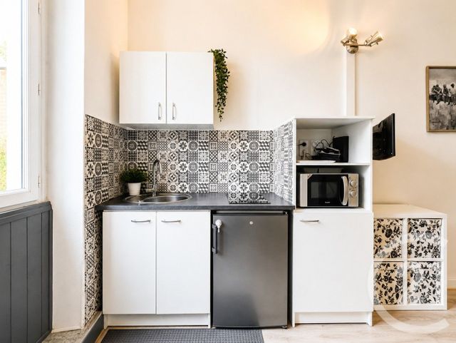 Appartement Studio à vendre - 1 pièce - 15.0 m2 - GRENOBLE - 38 - RHONE-ALPES - Century 21 Victor Hugo