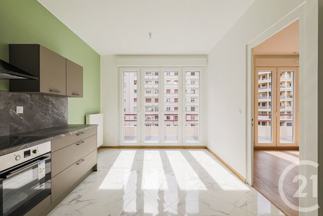 Appartement T3 à vendre - 3 pièces - 88.35 m2 - GRENOBLE - 38 - RHONE-ALPES - Century 21 Victor Hugo
