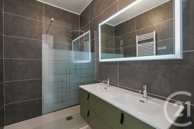 Appartement T3 à vendre - 3 pièces - 88.35 m2 - GRENOBLE - 38 - RHONE-ALPES - Century 21 Victor Hugo