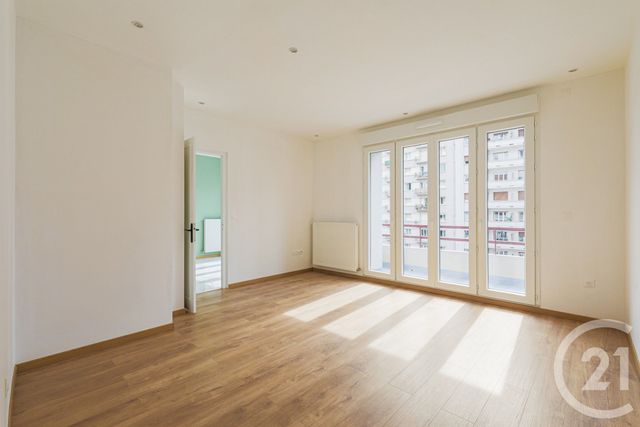Appartement T3 à vendre - 3 pièces - 88.35 m2 - GRENOBLE - 38 - RHONE-ALPES - Century 21 Victor Hugo