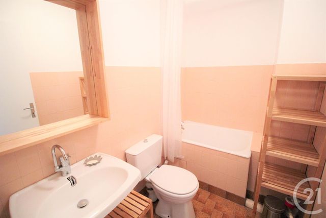 Appartement T1 à louer - 1 pièce - 29.69 m2 - LA TRONCHE - 38 - RHONE-ALPES - Century 21 Victor Hugo