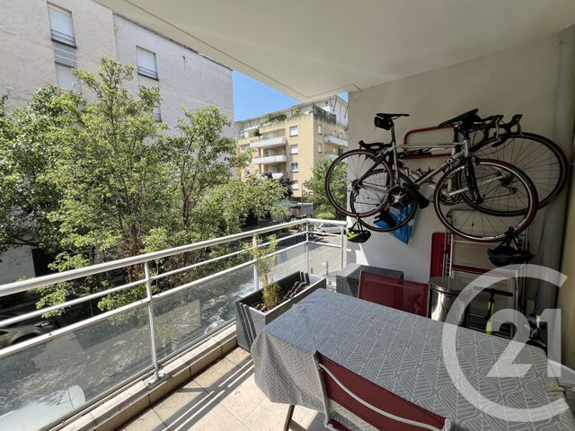 Appartement T3 à louer - 3 pièces - 53.37 m2 - GRENOBLE - 38 - RHONE-ALPES - Century 21 Victor Hugo