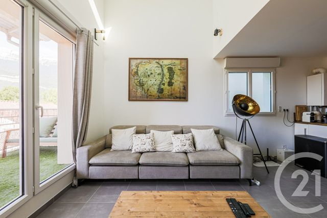 Appartement T4 à vendre - 4 pièces - 86.0 m2 - CLAIX - 38 - RHONE-ALPES - Century 21 Victor Hugo
