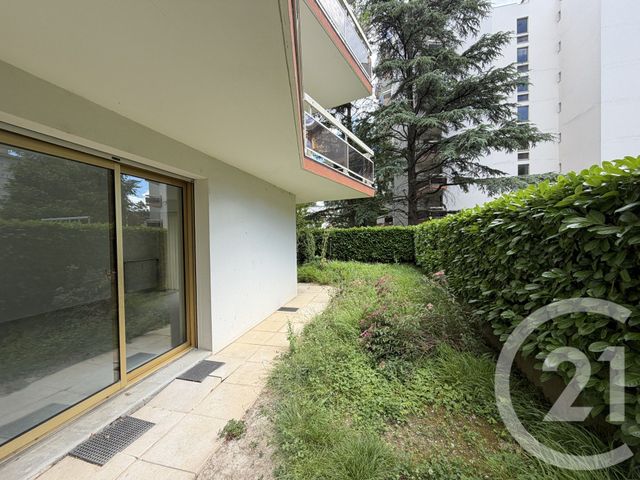 Appartement T3 à louer - 3 pièces - 84.36 m2 - MEYLAN - 38 - RHONE-ALPES - Century 21 Victor Hugo
