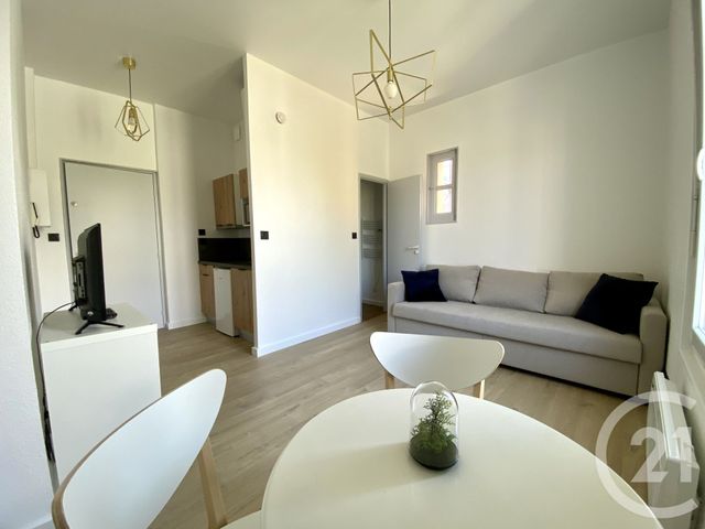 Appartement Studio à louer - 1 pièce - 17.81 m2 - ST MARTIN D HERES - 38 - RHONE-ALPES - Century 21 Victor Hugo