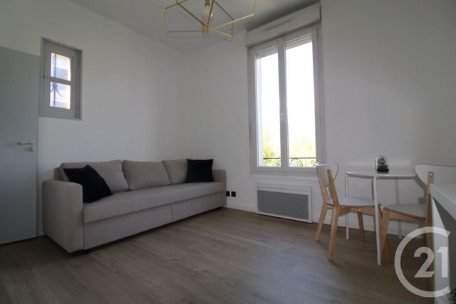 Appartement Studio à louer - 1 pièce - 17.81 m2 - ST MARTIN D HERES - 38 - RHONE-ALPES - Century 21 Victor Hugo