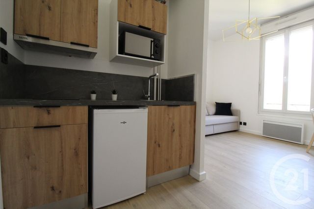 Appartement Studio à louer - 1 pièce - 17.81 m2 - ST MARTIN D HERES - 38 - RHONE-ALPES - Century 21 Victor Hugo