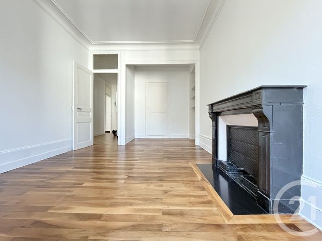 Appartement T2 à louer - 2 pièces - 68.21 m2 - GRENOBLE - 38 - RHONE-ALPES - Century 21 Victor Hugo