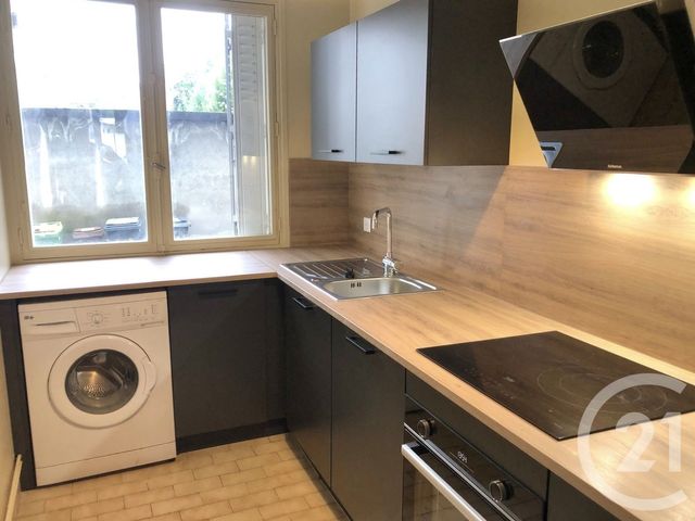 Appartement T5 à louer - 5 pièces - 82.0 m2 - ST MARTIN D HERES - 38 - RHONE-ALPES - Century 21 Victor Hugo