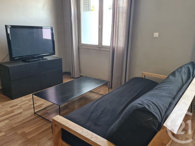 Appartement T5 à louer - 5 pièces - 82.0 m2 - ST MARTIN D HERES - 38 - RHONE-ALPES - Century 21 Victor Hugo