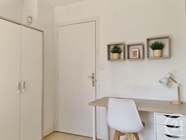 Appartement T5 à louer - 5 pièces - 82.0 m2 - ST MARTIN D HERES - 38 - RHONE-ALPES - Century 21 Victor Hugo