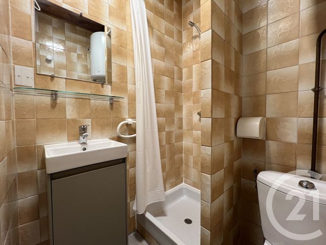 Appartement T1 à louer - 1 pièce - 23.5 m2 - GRENOBLE - 38 - RHONE-ALPES - Century 21 Victor Hugo