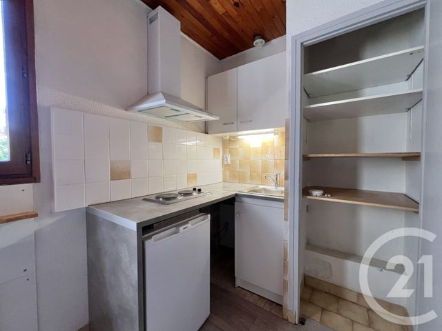 Appartement T1 à louer - 1 pièce - 23.5 m2 - GRENOBLE - 38 - RHONE-ALPES - Century 21 Victor Hugo