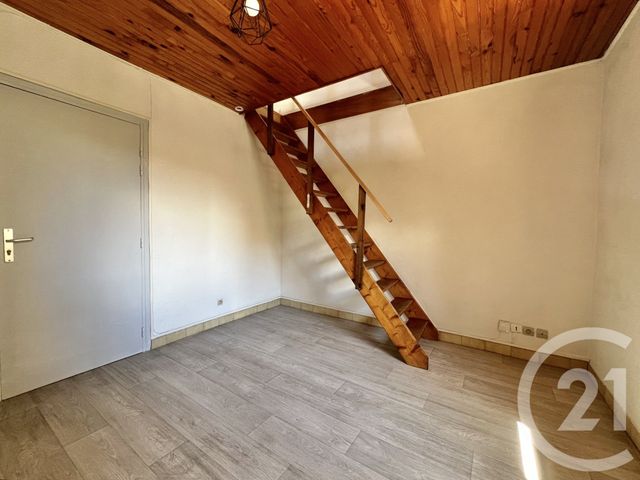 Appartement T1 à louer - 1 pièce - 23.5 m2 - GRENOBLE - 38 - RHONE-ALPES - Century 21 Victor Hugo