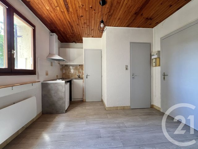 Appartement T1 à louer - 1 pièce - 23.5 m2 - GRENOBLE - 38 - RHONE-ALPES - Century 21 Victor Hugo