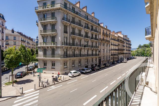 Appartement F6 à vendre - 6 pièces - 162.62 m2 - GRENOBLE - 38 - RHONE-ALPES - Century 21 Victor Hugo