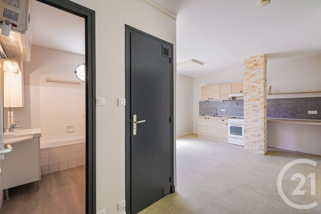 Appartement T2 à louer - 2 pièces - 37.33 m2 - GRENOBLE - 38 - RHONE-ALPES - Century 21 Victor Hugo