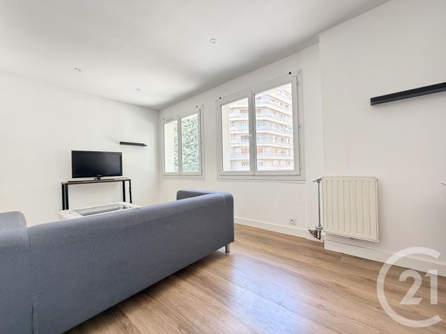 Appartement T2 à louer - 2 pièces - 36.38 m2 - GRENOBLE - 38 - RHONE-ALPES - Century 21 Victor Hugo
