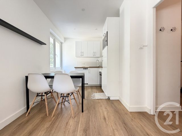 Appartement T2 à louer - 2 pièces - 36.38 m2 - GRENOBLE - 38 - RHONE-ALPES - Century 21 Victor Hugo