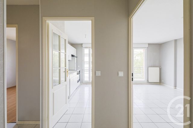 Appartement F2 à vendre - 2 pièces - 48.15 m2 - ST MARTIN D HERES - 38 - RHONE-ALPES - Century 21 Victor Hugo