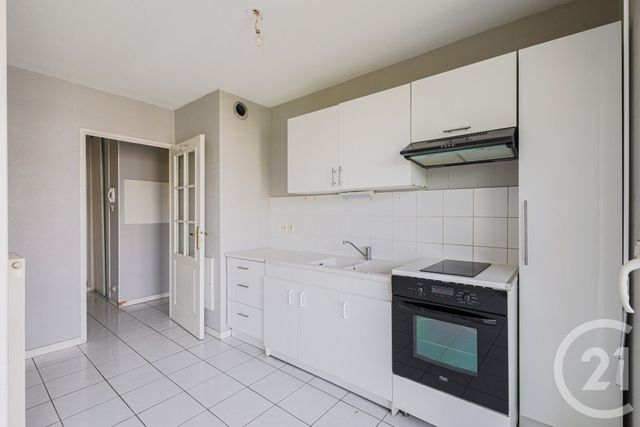 Appartement F2 à vendre - 2 pièces - 48.15 m2 - ST MARTIN D HERES - 38 - RHONE-ALPES - Century 21 Victor Hugo