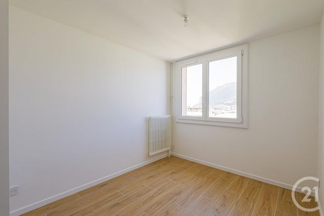 Appartement F4 à vendre - 4 pièces - 66.44 m2 - GRENOBLE - 38 - RHONE-ALPES - Century 21 Victor Hugo