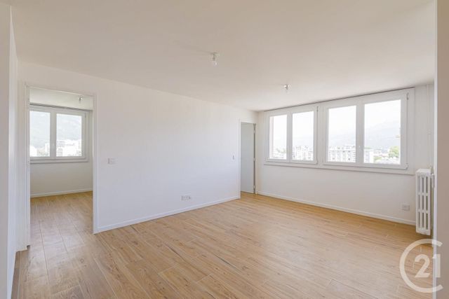 Appartement F4 à vendre - 4 pièces - 66.44 m2 - GRENOBLE - 38 - RHONE-ALPES - Century 21 Victor Hugo
