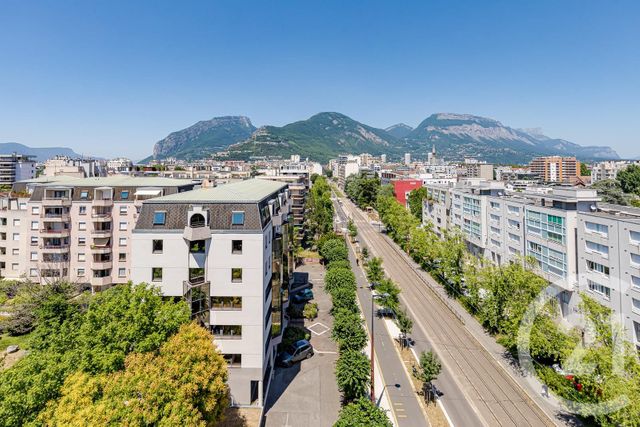 Appartement F4 à vendre - 4 pièces - 66.44 m2 - GRENOBLE - 38 - RHONE-ALPES - Century 21 Victor Hugo