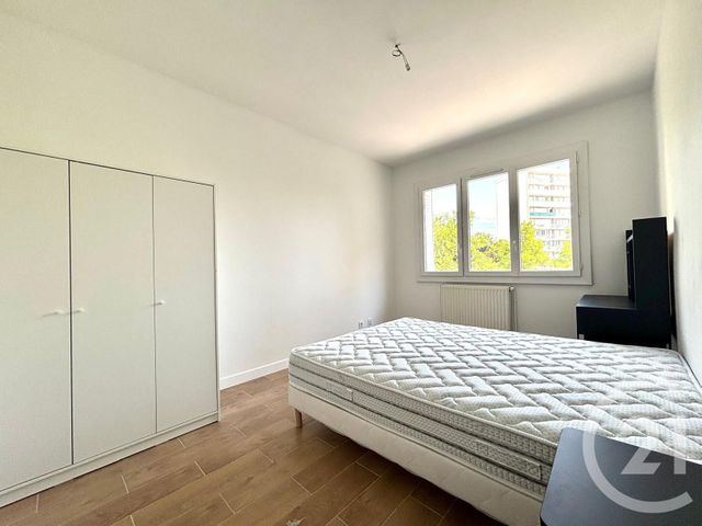 Appartement T4 à louer - 4 pièces - 63.06 m2 - GRENOBLE - 38 - RHONE-ALPES - Century 21 Victor Hugo