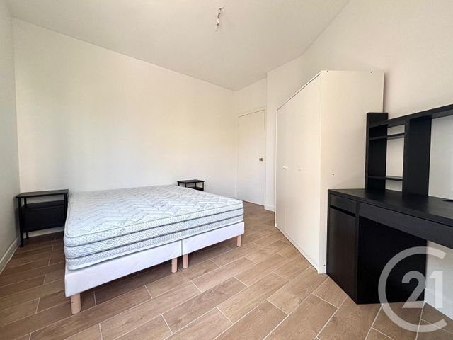 Appartement T4 à louer - 4 pièces - 63.06 m2 - GRENOBLE - 38 - RHONE-ALPES - Century 21 Victor Hugo