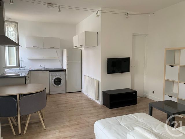 Appartement F2 à vendre - 2 pièces - 34.0 m2 - GRENOBLE - 38 - RHONE-ALPES - Century 21 Victor Hugo