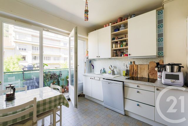 Appartement T2 à vendre - 2 pièces - 58.79 m2 - GRENOBLE - 38 - RHONE-ALPES - Century 21 Victor Hugo