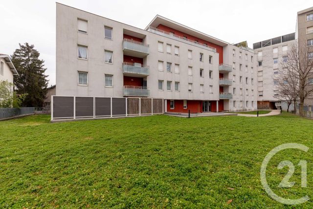 Appartement T2 à louer - 2 pièces - 41.55 m2 - GRENOBLE - 38 - RHONE-ALPES - Century 21 Victor Hugo