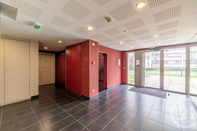 Appartement T2 à louer - 2 pièces - 41.55 m2 - GRENOBLE - 38 - RHONE-ALPES - Century 21 Victor Hugo