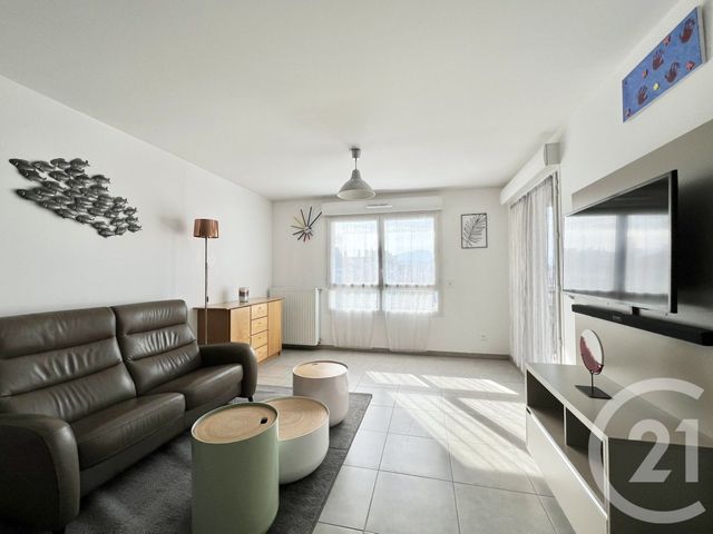 Appartement T3 à louer - 3 pièces - 62.7 m2 - GRENOBLE - 38 - RHONE-ALPES - Century 21 Victor Hugo