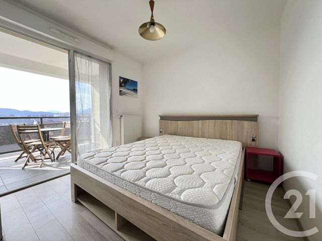 Appartement T3 à louer - 3 pièces - 62.7 m2 - GRENOBLE - 38 - RHONE-ALPES - Century 21 Victor Hugo