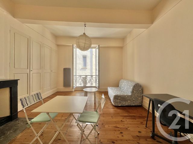 Appartement Studio à louer - 1 pièce - 26.0 m2 - GRENOBLE - 38 - RHONE-ALPES - Century 21 Victor Hugo