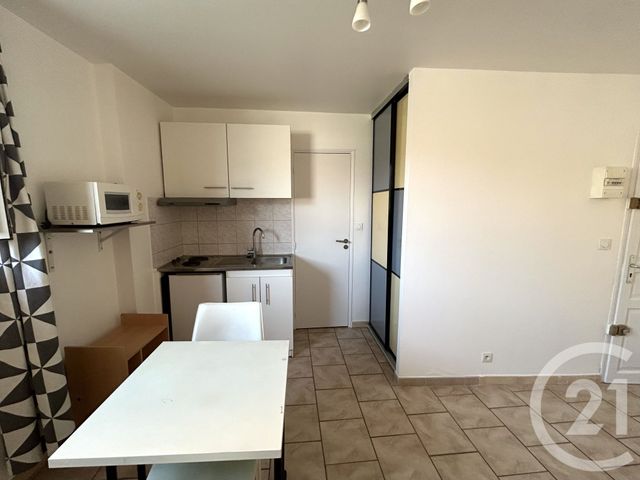 Appartement Studio à louer - 1 pièce - 17.82 m2 - GRENOBLE - 38 - RHONE-ALPES - Century 21 Victor Hugo