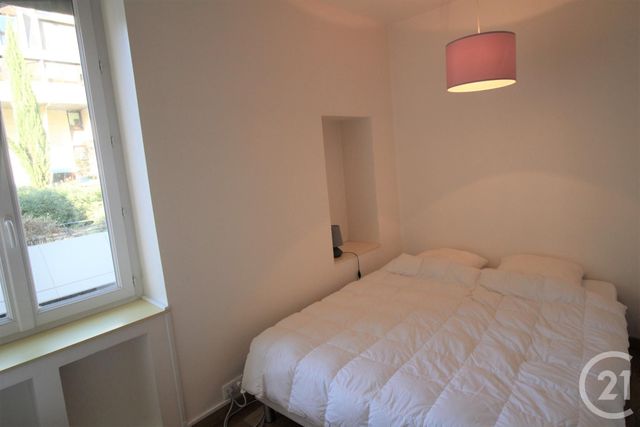 Appartement T2 à louer - 2 pièces - 42.21 m2 - GRENOBLE - 38 - RHONE-ALPES - Century 21 Victor Hugo
