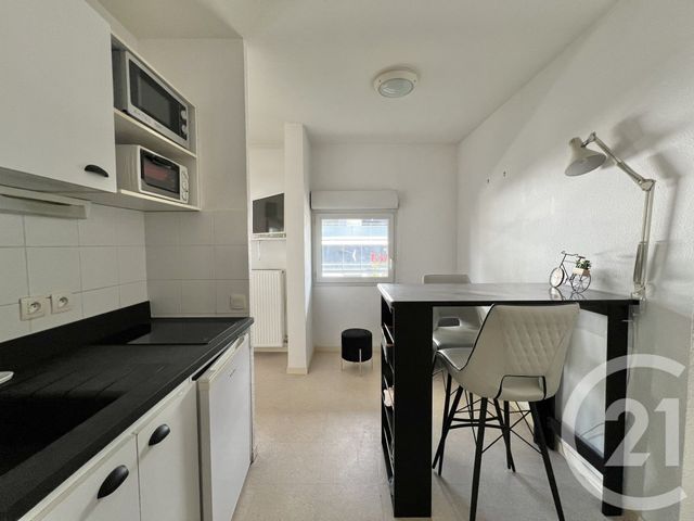 Appartement T1 à louer - 1 pièce - 24.2 m2 - GRENOBLE - 38 - RHONE-ALPES - Century 21 Victor Hugo